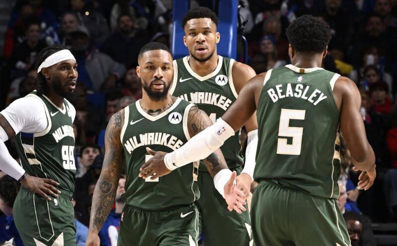 关于粤西战狼队对阵关中朱雀队,自行车热身赛失利,内线统治篮板——二次进攻频频奏效的信息 关于粤西战狼队对阵关中朱雀队,自行车热身赛失利,内线统治篮板——二次进攻频频奏效的信息