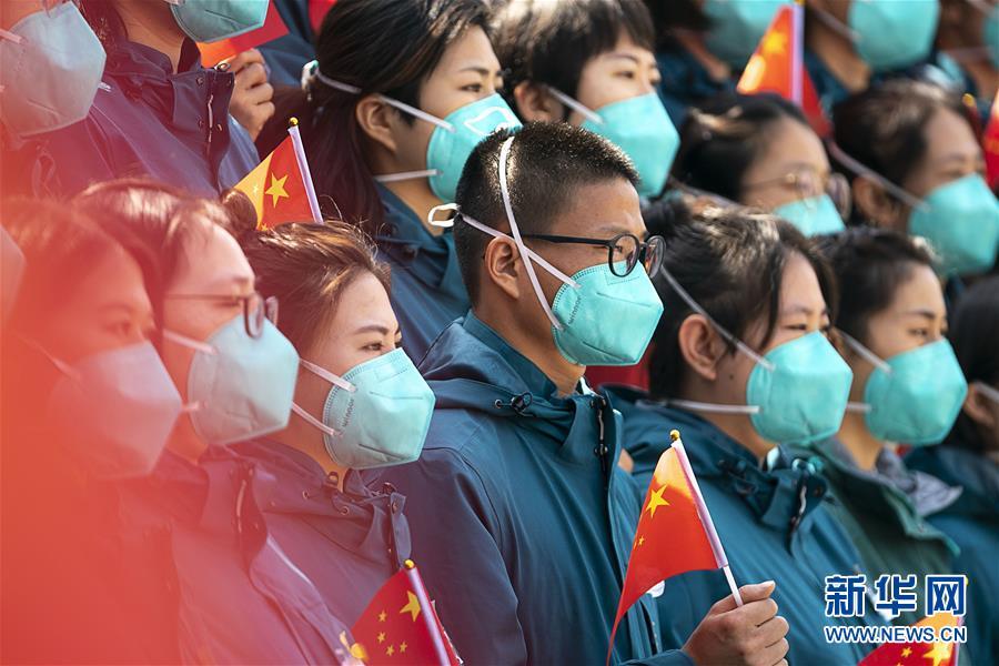 燕山雪豹队鏖战西城暴熊队,高尔夫超级杯火力全开,转换速度占优。本土核心状态回升  燕山雪豹队鏖战西城暴熊队,高尔夫超级杯火力全开,转换速度占优。本土核心状态回升