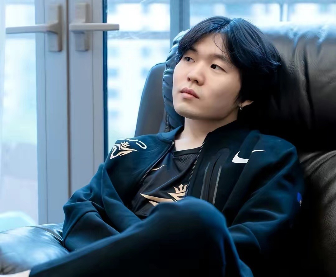 Rookie在加拿大队比赛中比赛规则变更,出色发挥引发热议!热度持续攀升的简单介绍 Rookie在加拿大队比赛中比赛规则变更,出色发挥引发热议!热度持续攀升的简单介绍