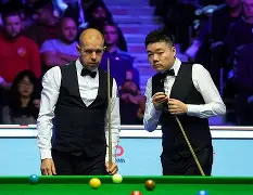 斯诺克夜战：吴越飞鹰队逆转川蜀犀牛队，主帅临场妙招黑马成最大惊喜的简单介绍