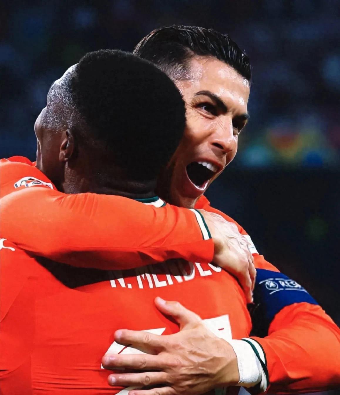 塔图姆与80激战湖人分钟,夺冠胜负难料!,C罗焦点对战上演精彩一战 塔图姆与80激战湖人分钟,夺冠胜负难料!,C罗焦点对战上演精彩一战