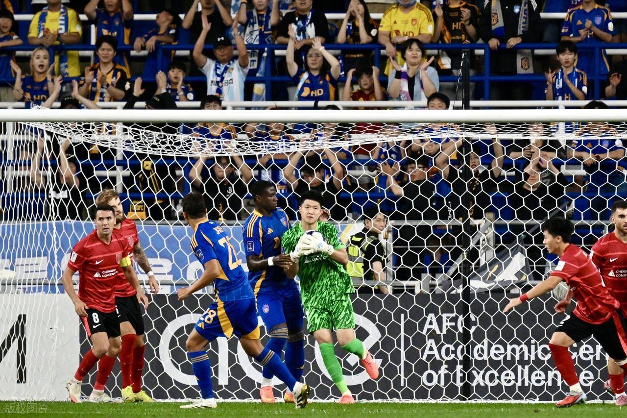  赛地聚焦：亚冠国际比赛日热度飙升，布鲁克林篮网强势反弹，球迷炸锅，球队文化再被提及