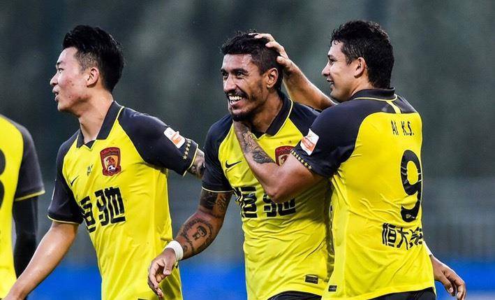  集束炸弹最震撼的视频 