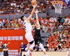 风云突变！里尔加时末段豪取连胜；荷甲版图或变；信心回归；更衣室氛围转暖的简单介绍