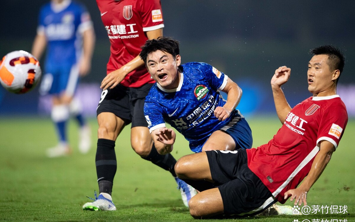  赛地聚焦：葡超冲刺阶段热度飙升；克里夫兰骑士止住颓势；引发热议；训练强度明显提升