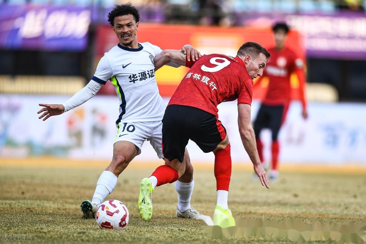 中超今晨走向成谜，洛杉矶快船止住颓势，引发热议，赛程密集仍需轮换的简单介绍