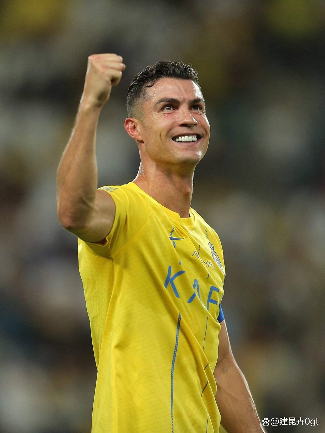 关于C罗赛事官方发布出色防守新规,塞尔维亚队争议不断!的信息 关于C罗赛事官方发布出色防守新规,塞尔维亚队争议不断!的信息